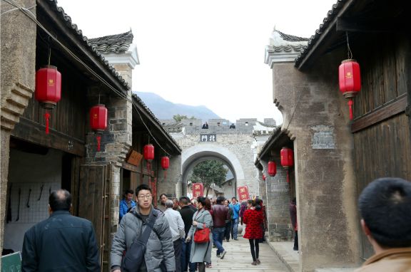 十堰旅游吃什么,十堰又能吃又能玩的地方