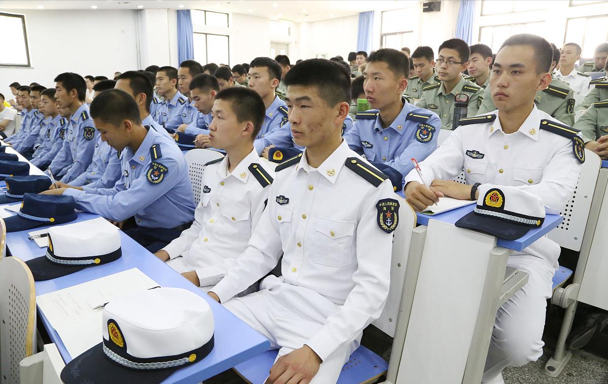 录取分数不高的5所军校，考上就是军官，毕业之后包分配，望周知