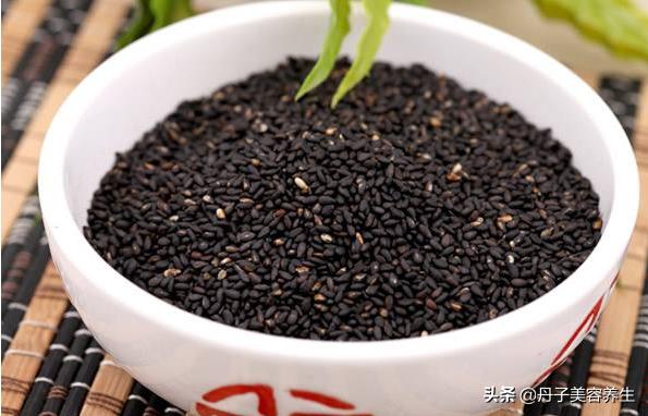 如何改善皮肤粗糙显老,改善脸部皮肤粗糙的最好方法