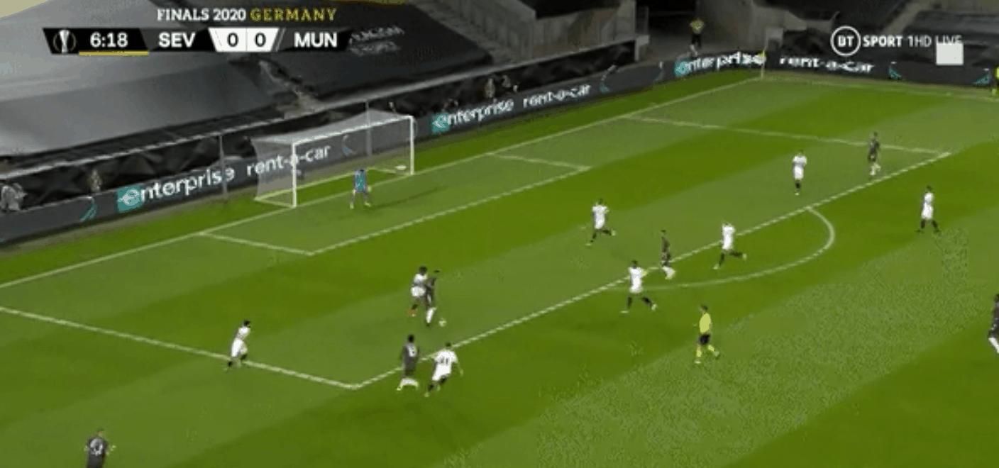 范佩西曼联高清图,马夏尔曼联生涯视频