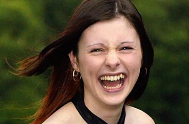 女子中奖1000万分半年挥霍一空,女子中奖1500万低调生活18年