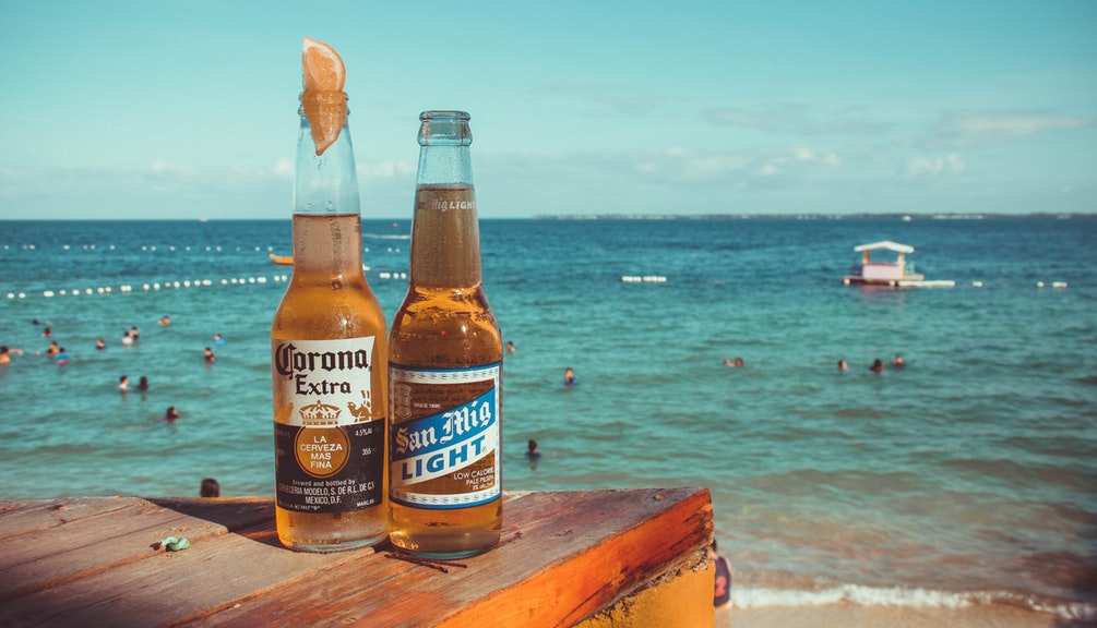 科罗娜与新冠病毒,科罗娜啤酒和新冠病毒