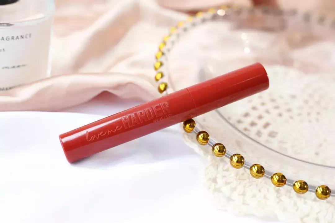 大牌口红不拔干显白试色推荐种草,显白好用的口红推荐