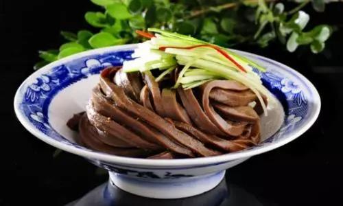 太白山爬山必备食物有哪些,太白山旅游吃什么