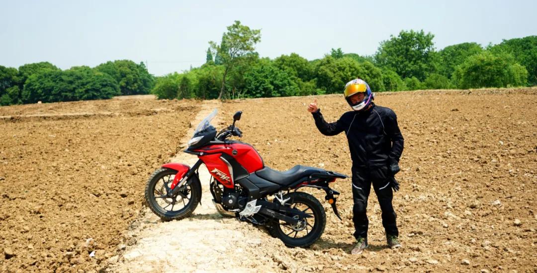 新大洲本田cbf190x骑行感受,本田拉力摩托车cbf190x