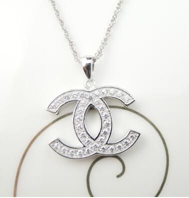 奢侈品包包到底有没有必要买,对于购买奢侈品的看法和建议