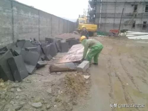 打混凝土时突下暴雨怎么办,混凝土过了12小时下大雨有问题吗
