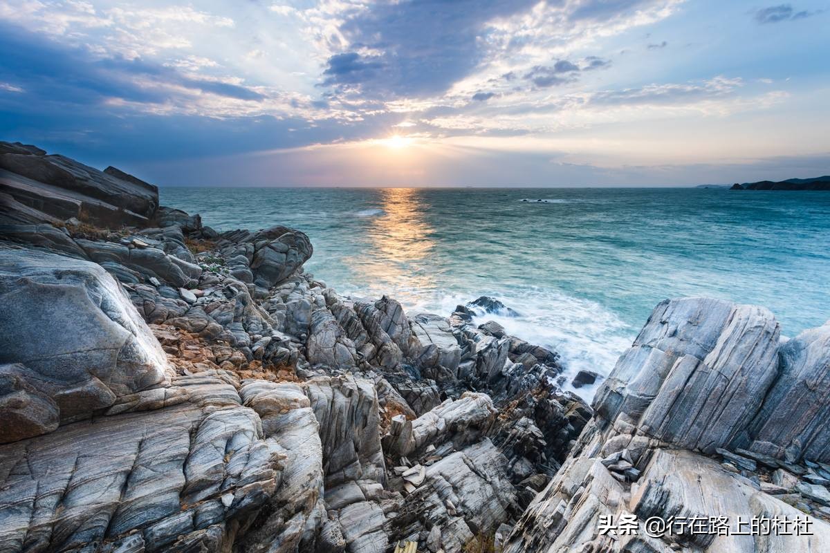 千里海岸线威海,威海千里海岸线风景画
