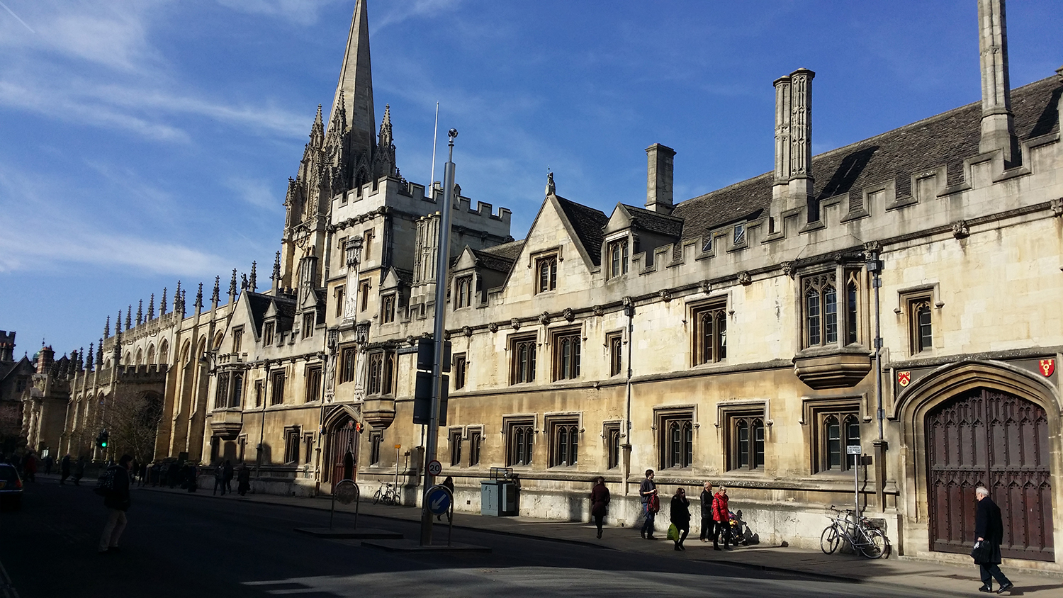 每年去国外留学多少人,每年去美国留学的人数