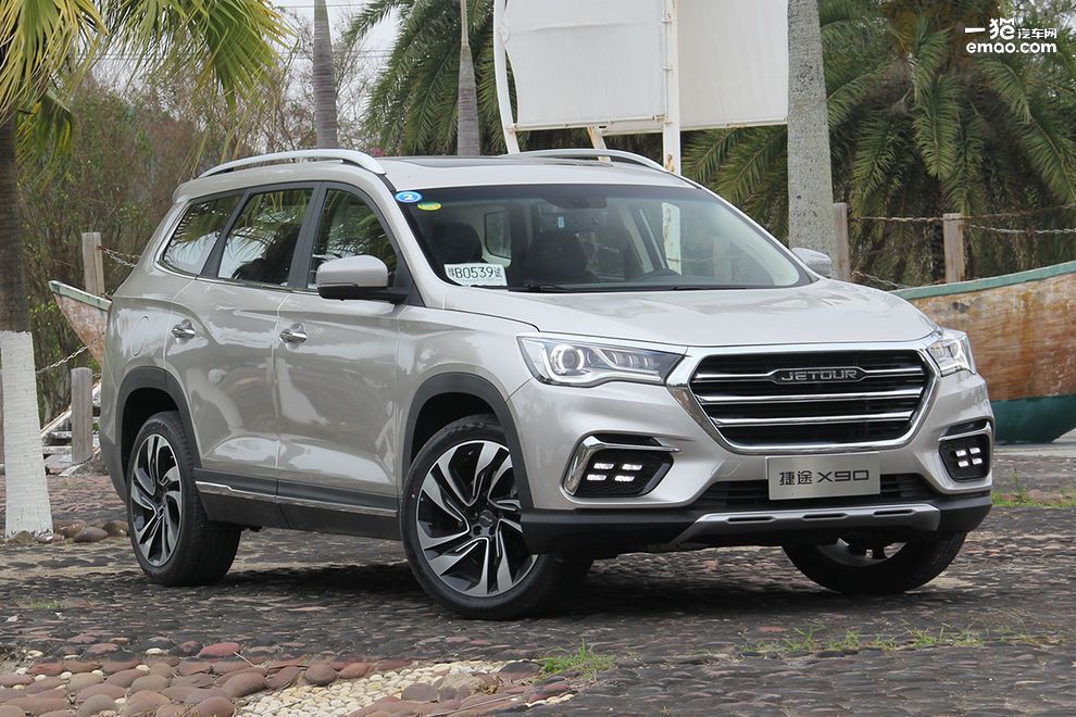 国产suv10万左右哪个车最好,10万左右的suv排行榜前十名