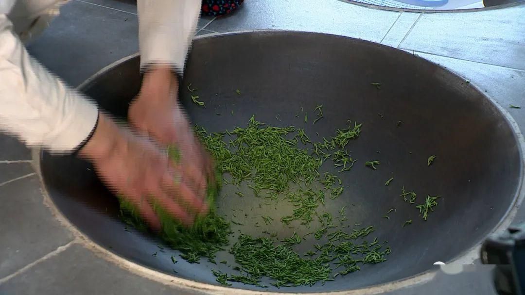 涓滃app鐨勮尪鍙堕潬璋卞悧,涓滃app涓婄殑鑼堕潬璋卞悧