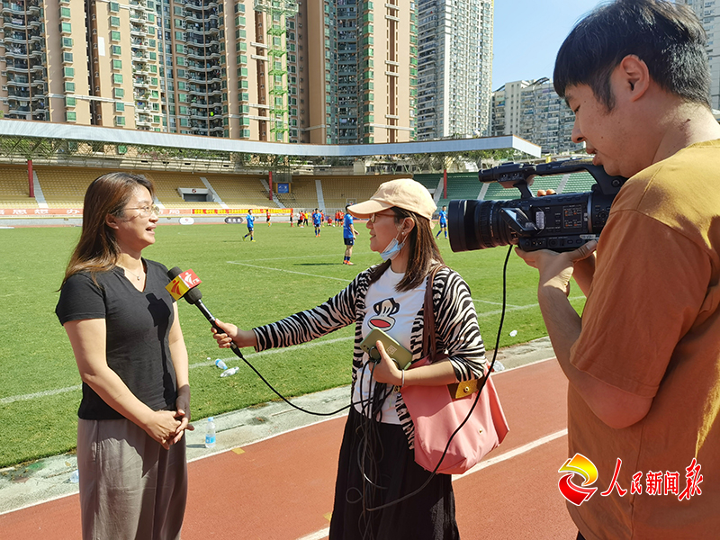 庆祝中国*产党共**建*党**100周年庆广东足球明星友谊赛