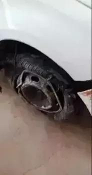 驾校疯狂转圈,驾校学车火爆场面