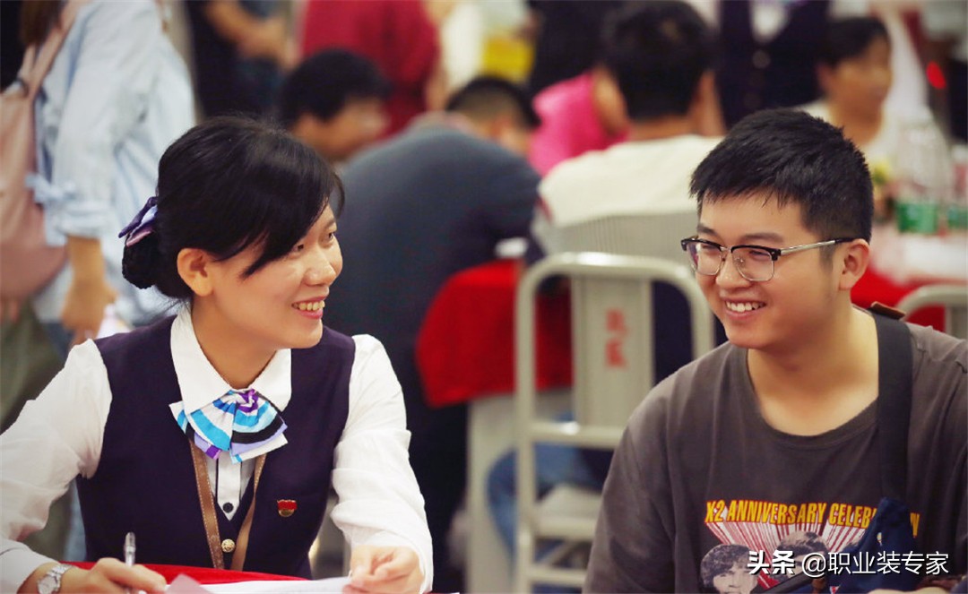 各个地铁制服颜色,广州地铁制服是什么颜色