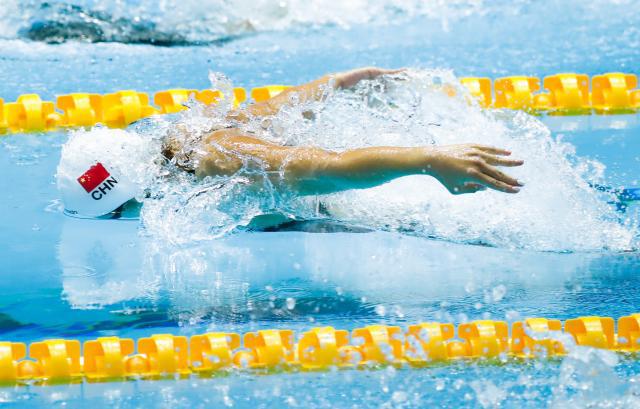 叶诗文独自领先并破世界纪录,叶诗文世锦赛逆转夺冠