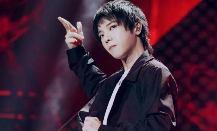 李荣浩给许嵩写的歌曲,李荣浩许嵩完整版