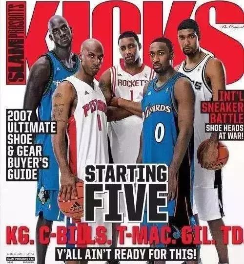 阿迪达斯天足签名鞋,阿迪团队鞋比签名鞋好吗