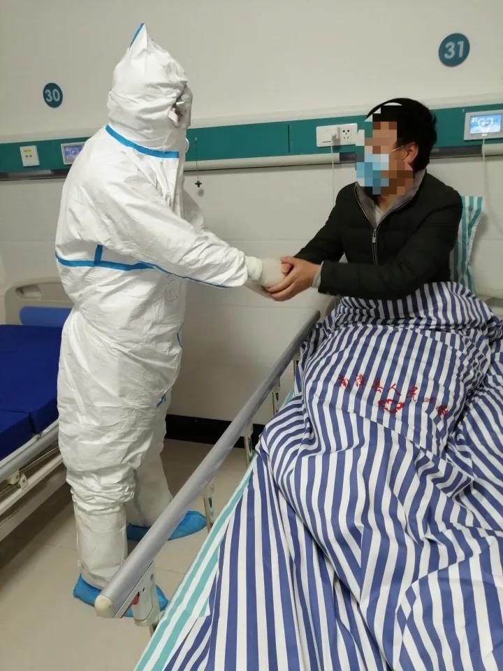 鐤儏闃叉帶浼樼涓汉浜嬭抗灞曟挱,鐤儏闃叉帶宸ヤ綔鍏堣繘浜虹墿鎶ラ亾