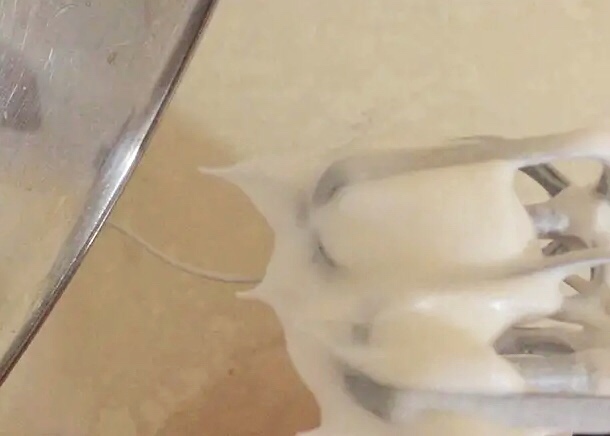 火爆全网的蛋糕，为什么你做的开裂，塌陷，湿粘？失败的原因在这