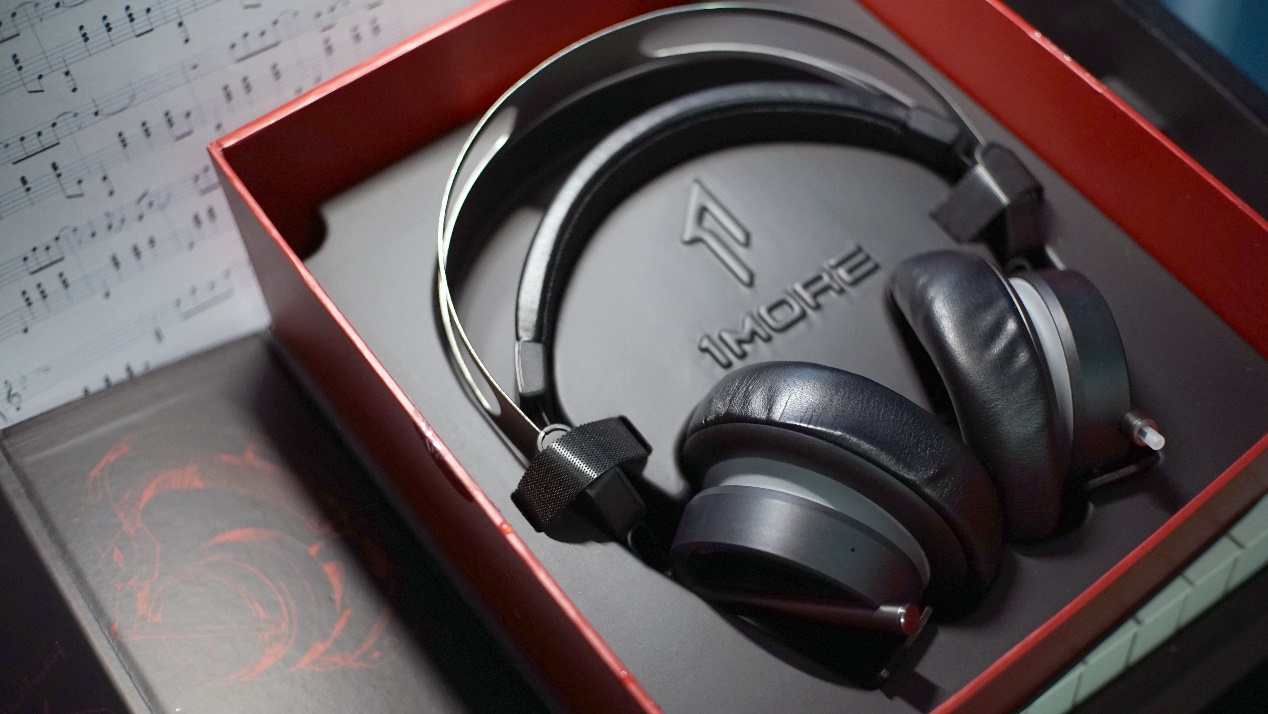 万魔电竞头戴耳机评测,技术不够装备来凑