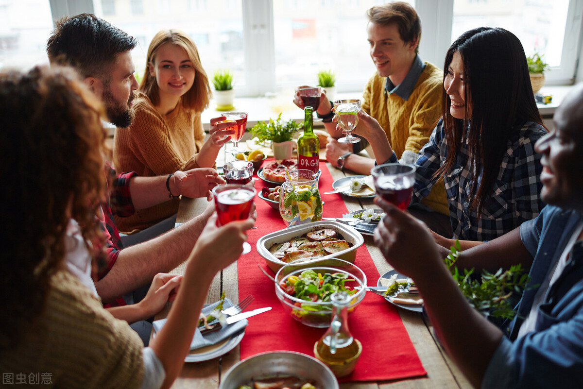 男人喝醉酒会想到哪个女人,男人喝醉酒之后怎么聊天