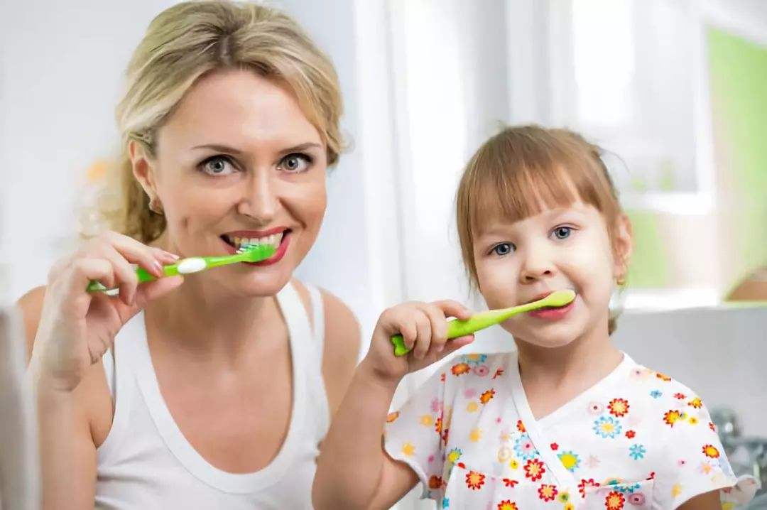 换牙时疼,换牙疼的厉害怎么回事