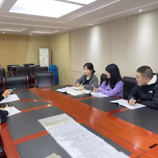 鑱氱劍璇剧▼寤鸿鍔╂帹鍎跨鍙戝睍蹇冨緱,椤圭洰寮曢鍒涙柊鍒涗笟鏁欒偛