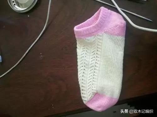 棒针编织漂亮的袜子,宝宝袜子棒针图解一片式