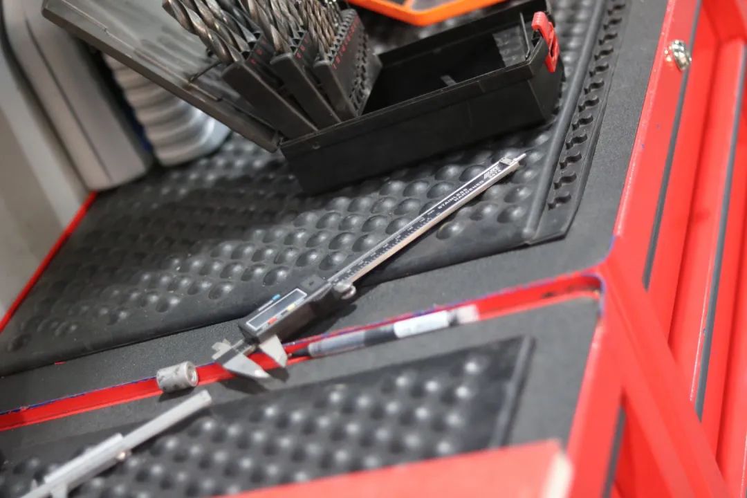 怪兽修车老途观,怪兽修车翻新艾力绅