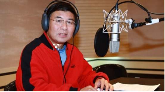 世界足球经典的解说,关于足球的经典解说