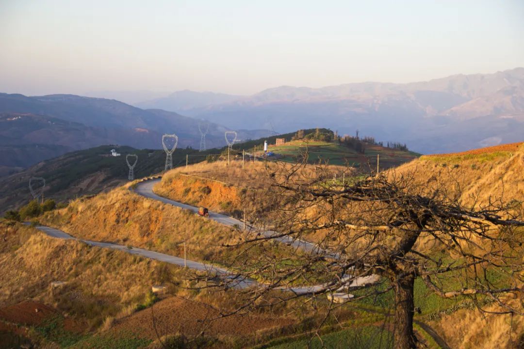 东川红土地在哪里观赏最好,昆明东川红土地攻略