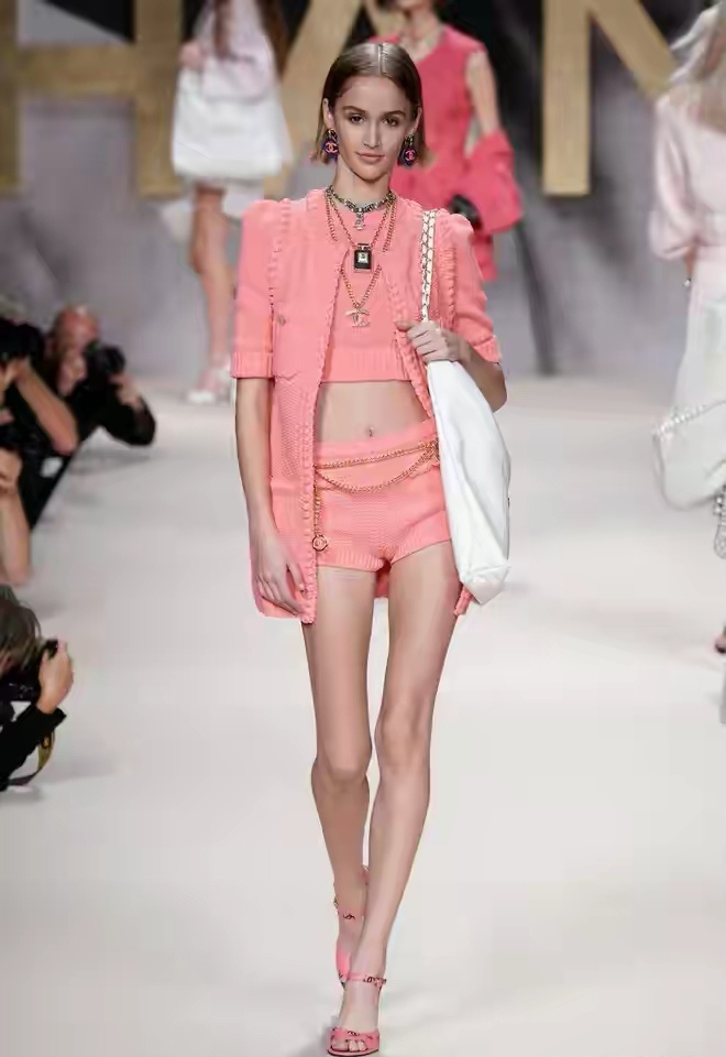 香奈儿chanel2020秀,香奈儿2022春夏女装发布会