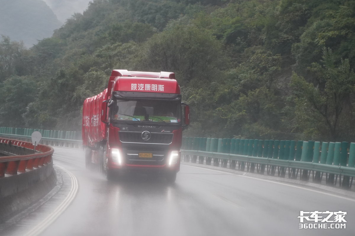 康明斯5.9升六缸发动机油耗,康明斯9.5发动机百公里真实油耗