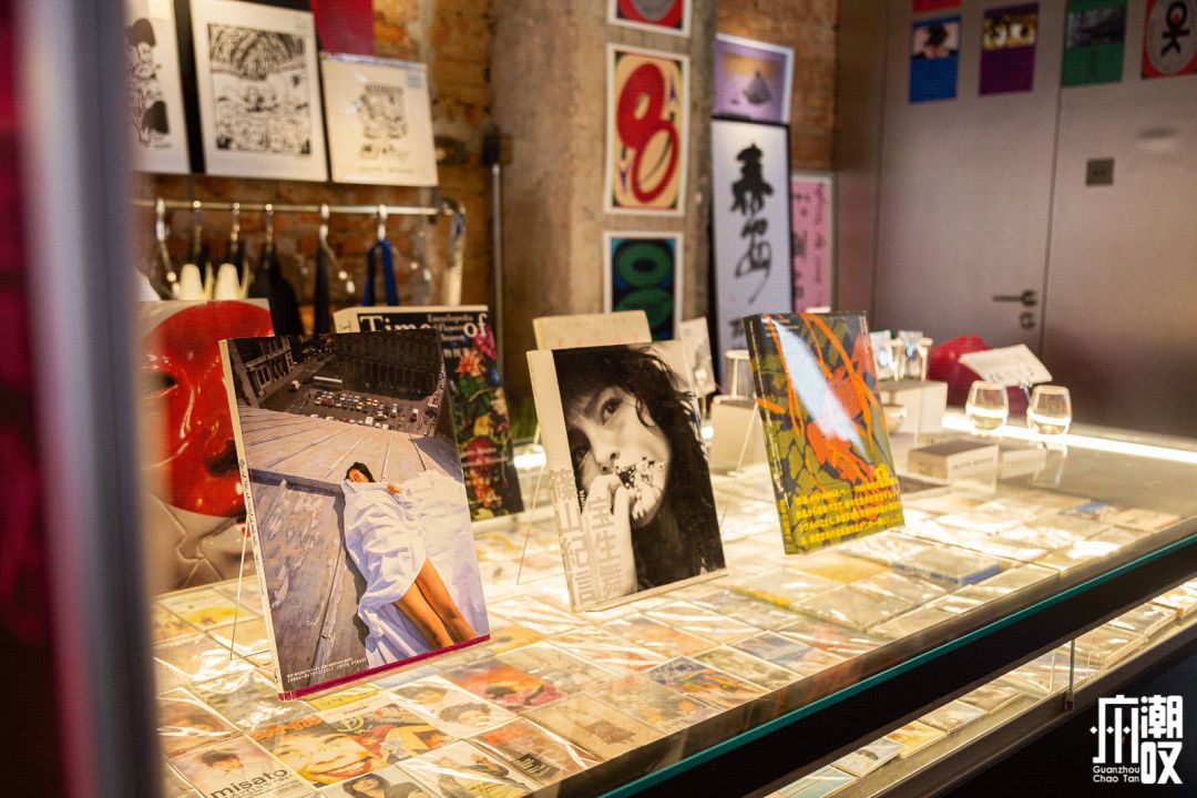 天河“精神避难所”，卖黑胶味的咖啡特调