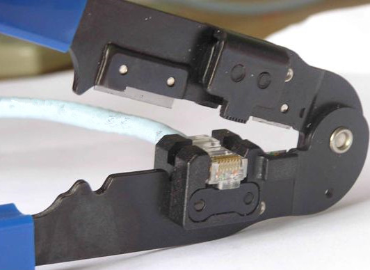 六类网线芯和超六类网线芯的图片,6类网线和超六类网线的接法