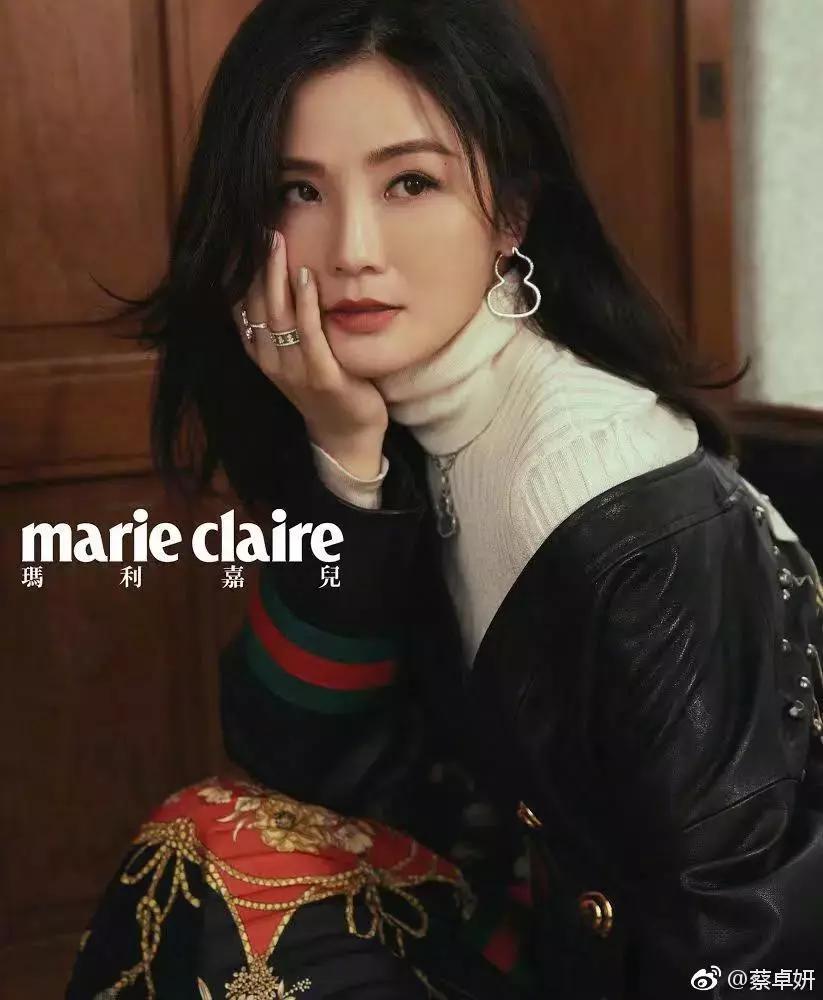 蔡卓妍出道至现今的照片,蔡卓妍出道22年再次站上巅峰