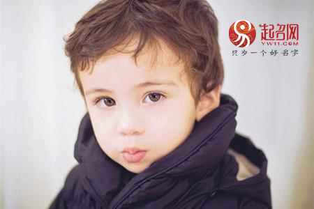 唐诗取名100个冷门惊艳的名字,好听唐诗男孩取名