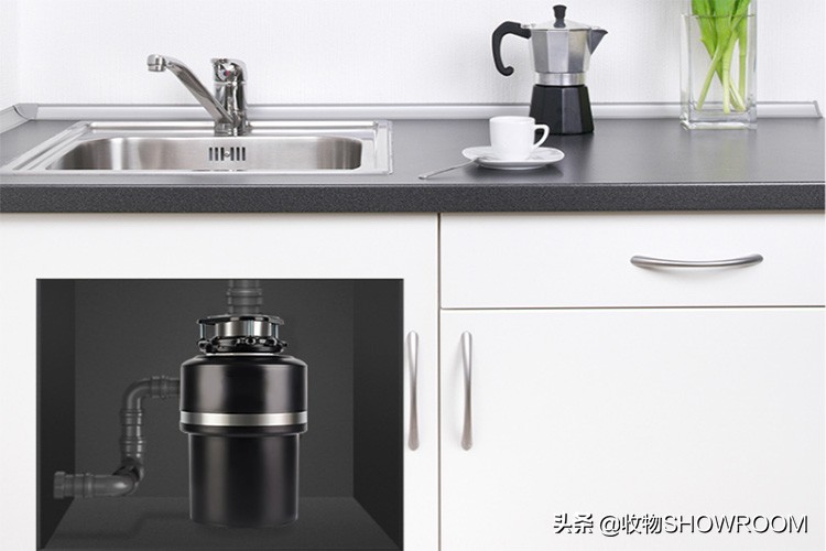 厨房垃圾总是引来蟑螂,厨房又臭又脏还有蟑螂怎么办