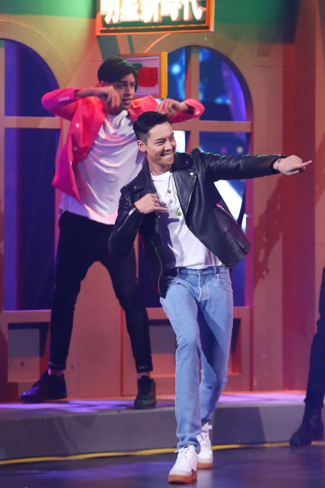 明星皮衣谁最帅,明星皮衣哪个最好看