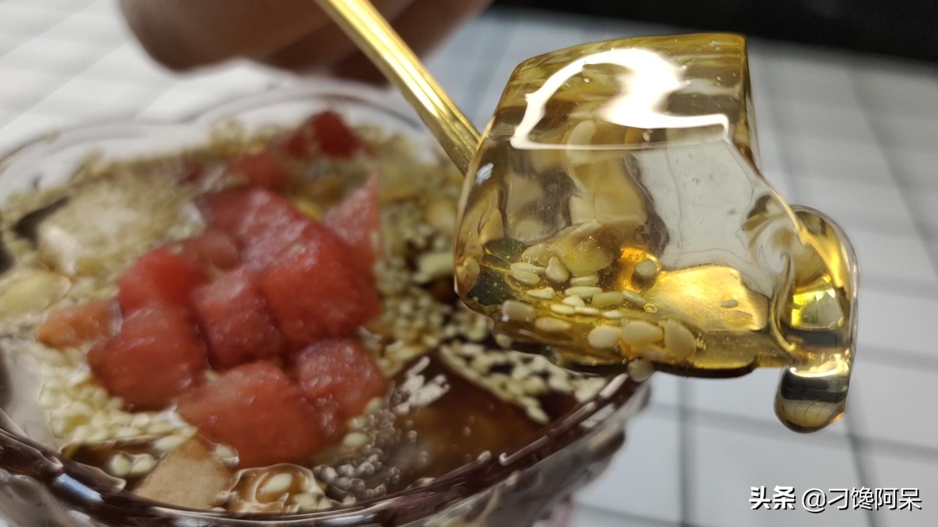 清凉四川冰粉,夏日消暑神器一碗清爽冰粉