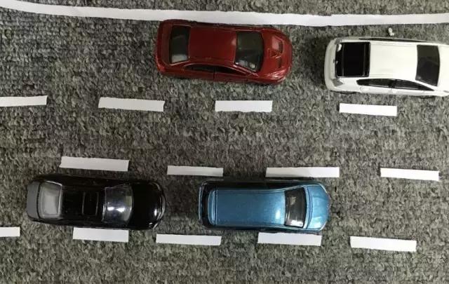 追尾了怎么处理走什么保险,追尾如何判断是什么责任