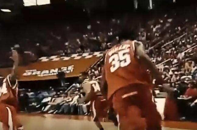 铁神之说杳无音信杀神亮刃剑啸江湖