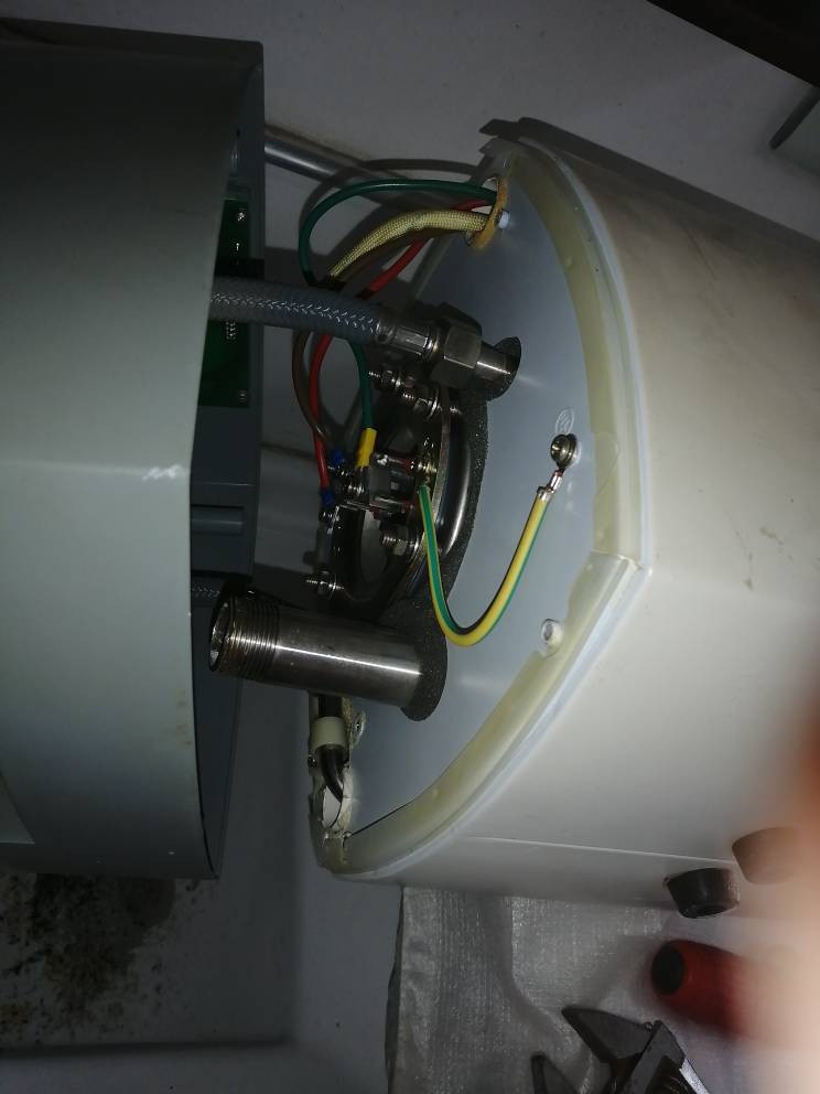 奥特朗储水式电热水器镁棒拆解,奥特朗hdsf402-55更换镁棒流程