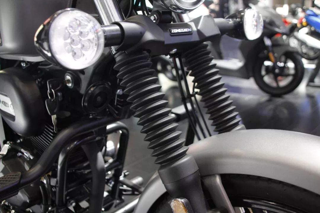 赛科龙RA2实拍，小排复古太子车，颜值不错，值得把玩