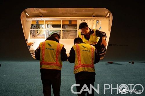 中国商飞飞机arj21国产率,中国商飞arj21有加长的吗