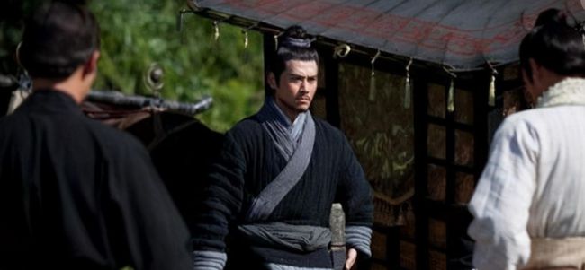 探秘：汉耿弇屠三百城未遭谴责，而吴汉仅屠成都便遭光武帝怒斥