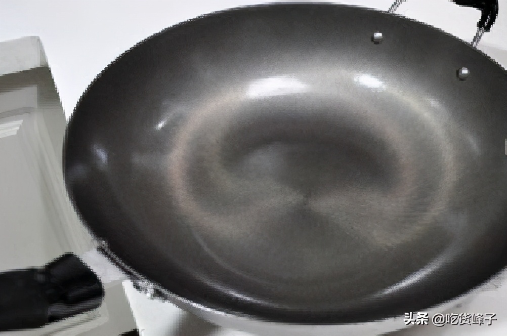 铁锅重新开锅的正确方法不粘锅,铁锅开锅的正确方法不粘锅烧不蓝