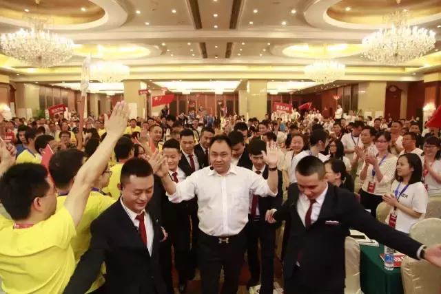 「中国农资经营教父」范国防：几十万销售额增至3亿多，令人佩服