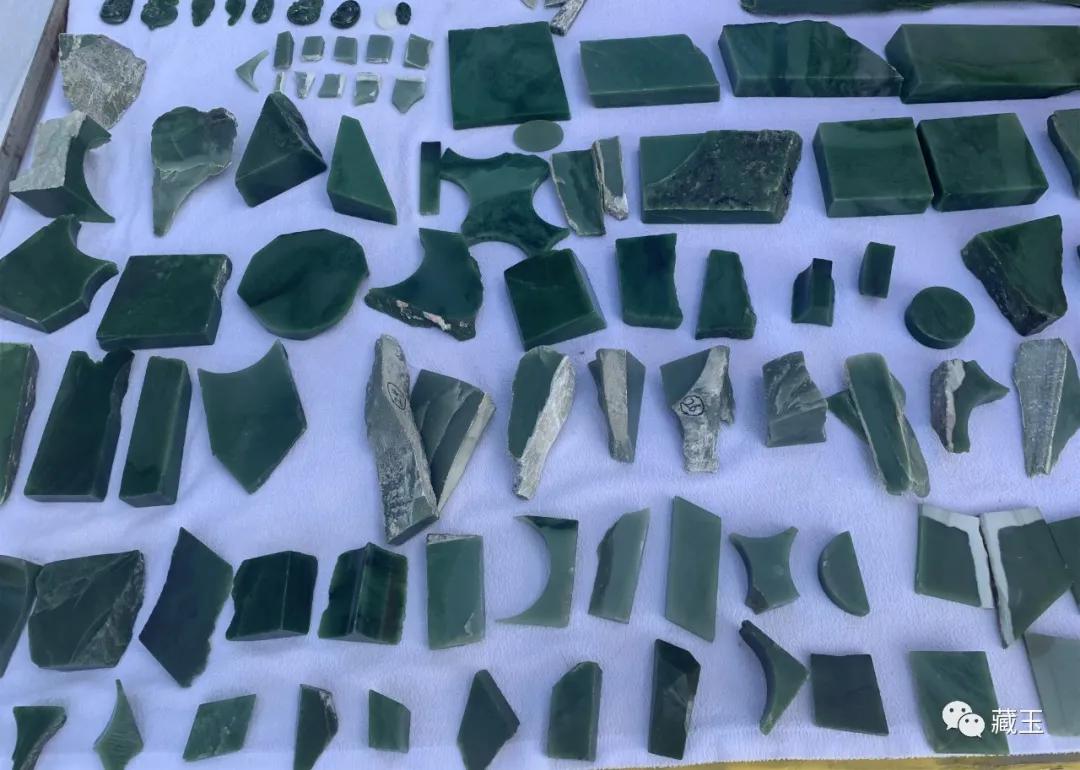 疯狂涨价岫岩玉石,疯狂的翡翠行情