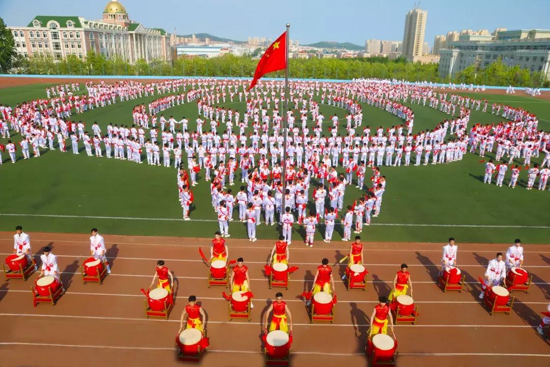 这里是旅顺|辽宁对外经贸学院举行第20届田径运动会